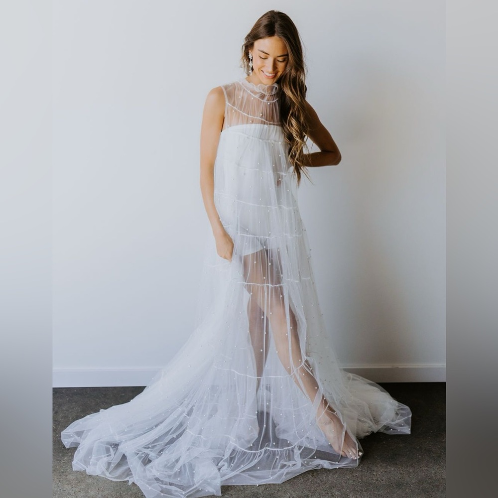 Untamed Petals Rosey High Collar Dress (not the pearl versions)